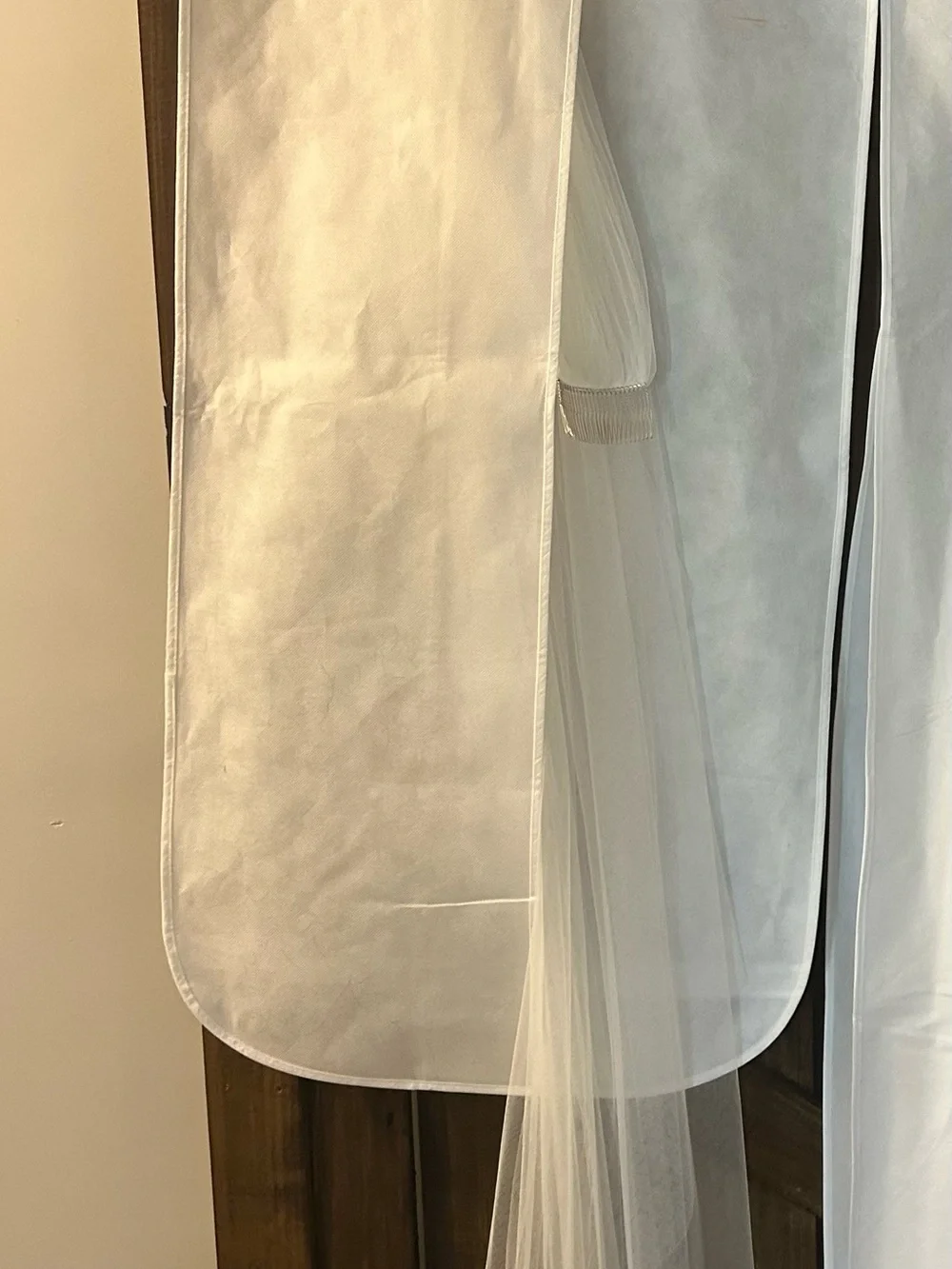 Sara Gabriel tulle chapel veil